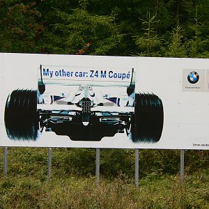 Werbeanzeige am Brünnchen