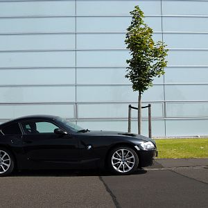 Z4 Coupe schwarz Parkplatz