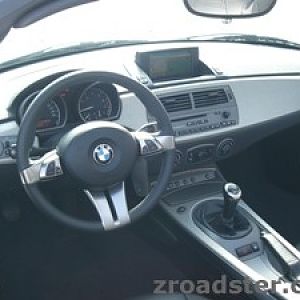 2hot4y Roadster