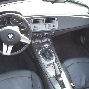 neue Interieurleisten Leder/Carbonstruktur
