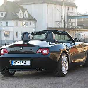 422i