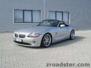 2hot4y Roadster