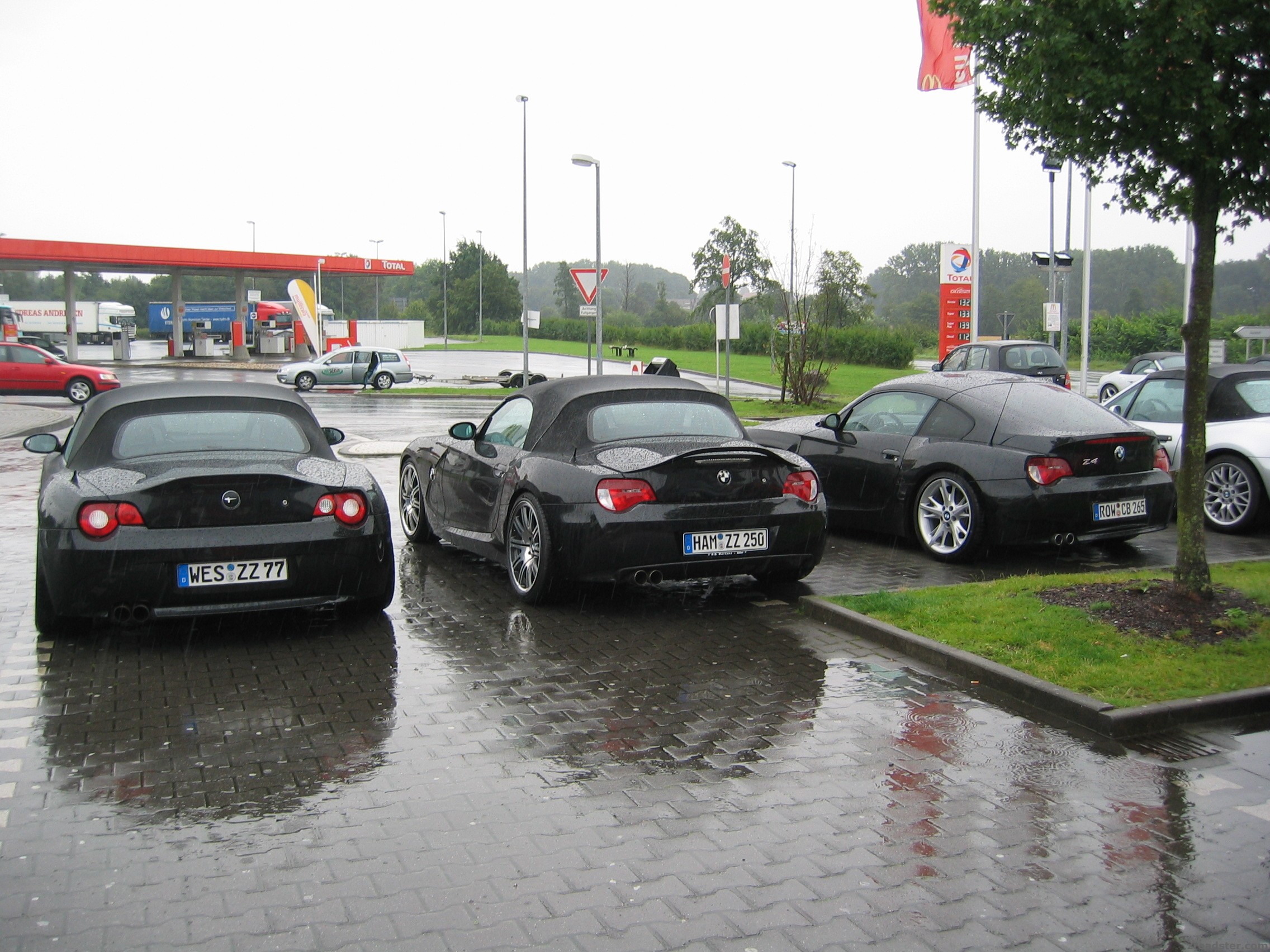 3 Schwarze ZZZZ im """"