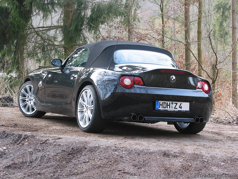 422i