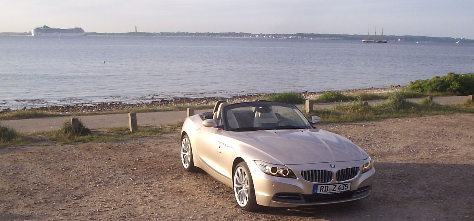 alois_buecker_elena_buecker_bmw_z4_s-drive_35i-am-meer-04