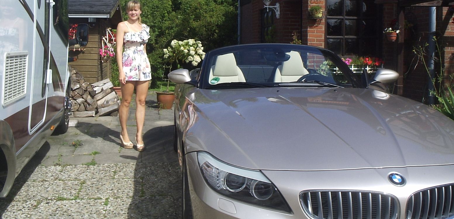 august_19th_2012_elena_buecker_alois_buecker_bmw_z4_35i_1