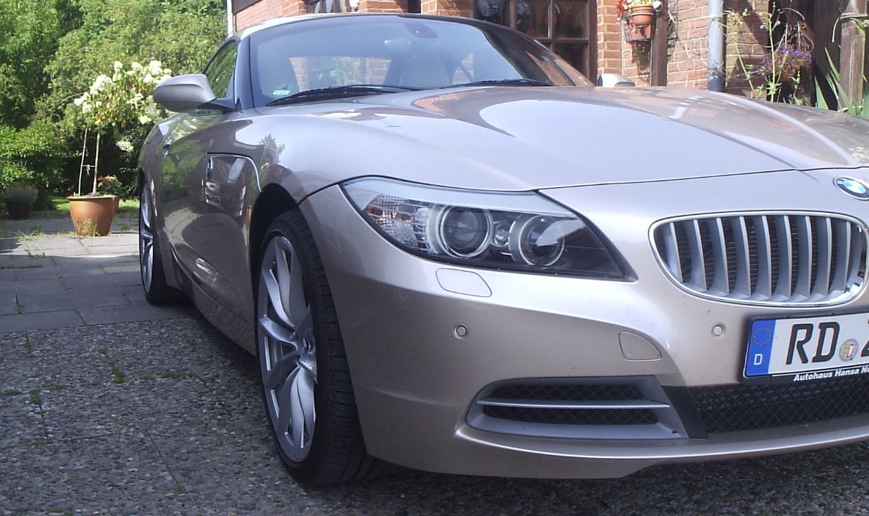 august_19th_2012_elena_buecker_alois_buecker_bmw_z4_35i_7