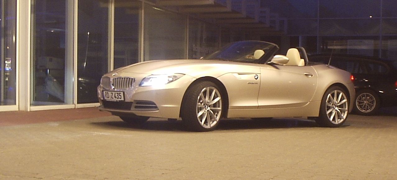 august_20th_2012_elena_buecker_alois_buecker_bmw_z4_35i_9
