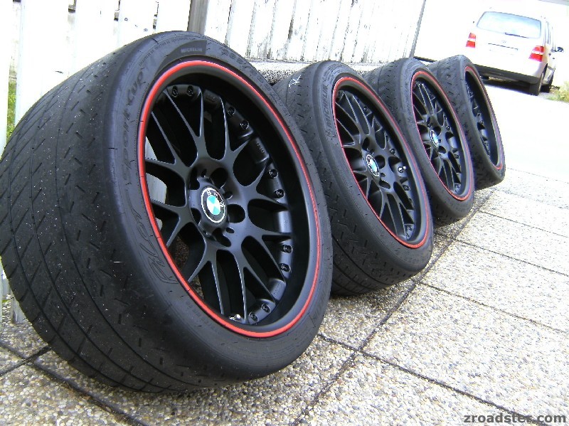 BBS Ringgarnitur mit Racing Stripe in rot gepimt