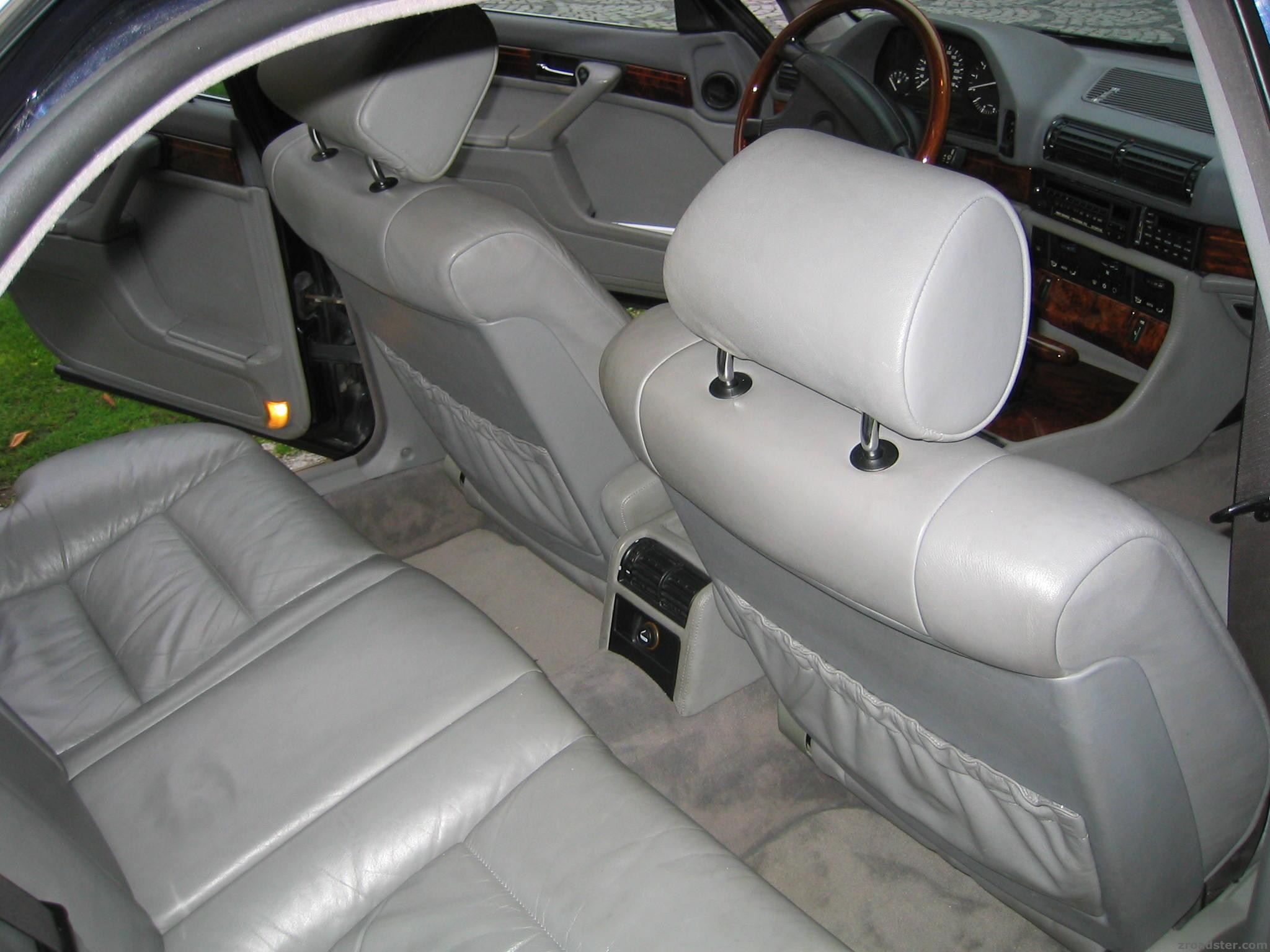 BMW 750iA E32