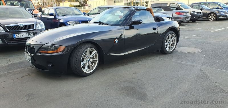 BMW Z4 E85_2-2-L_BJ-2004_a.jpg