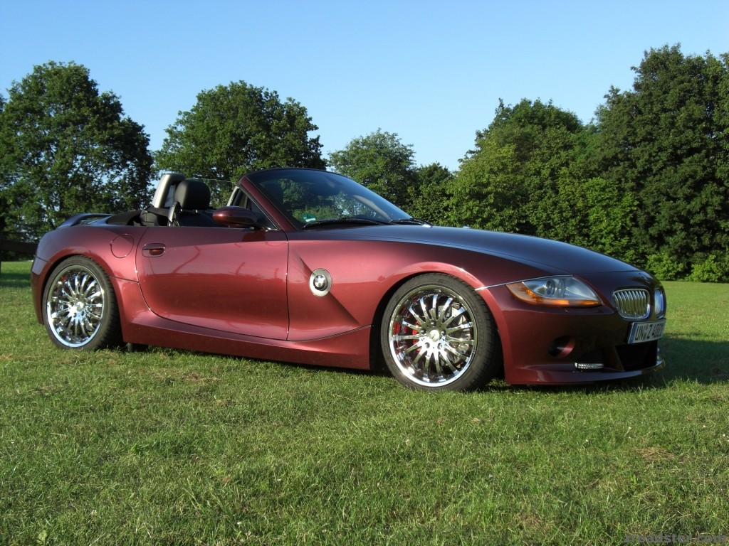 BMW Z4 Merlorotmetallic