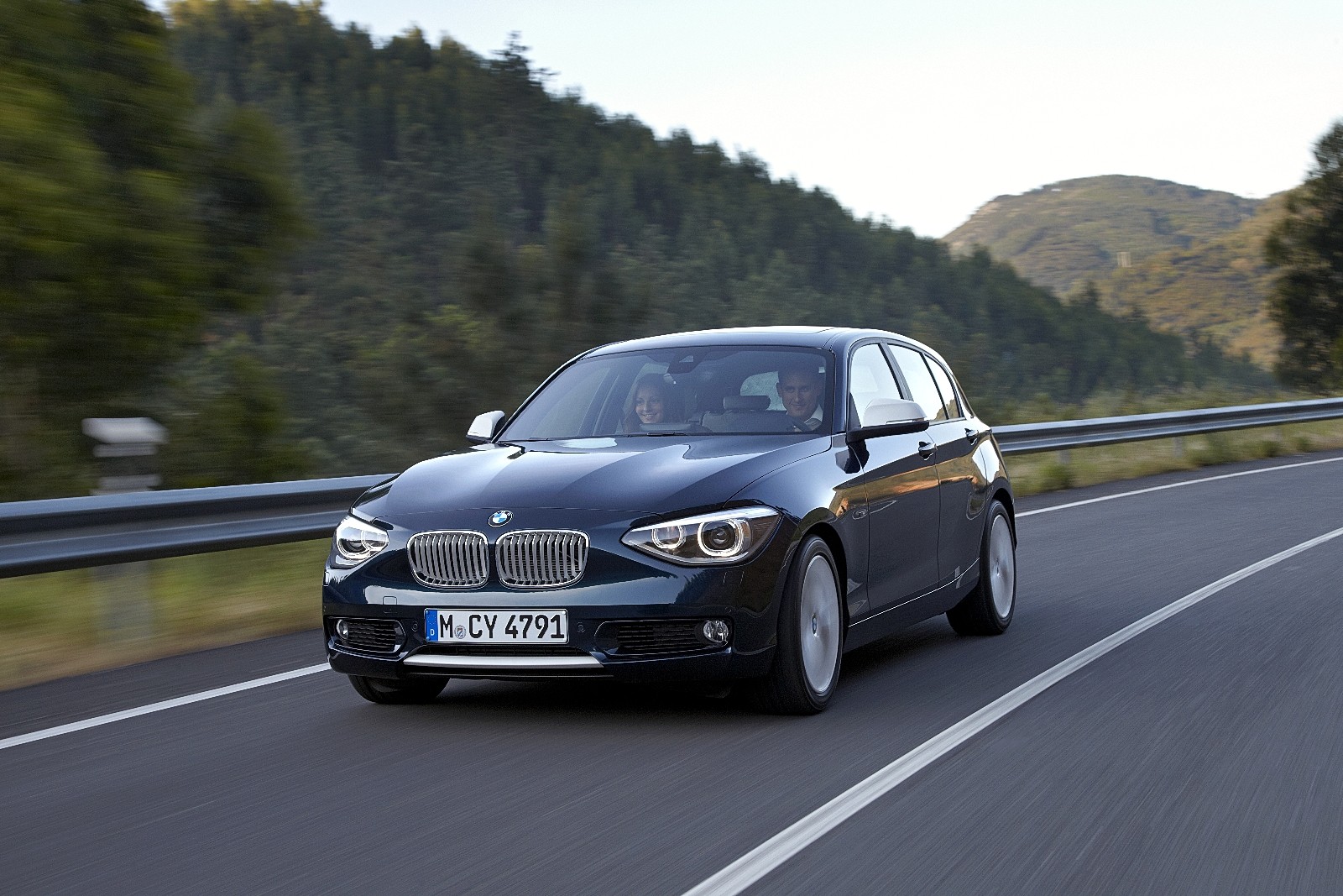 BMW_1er_2012_056