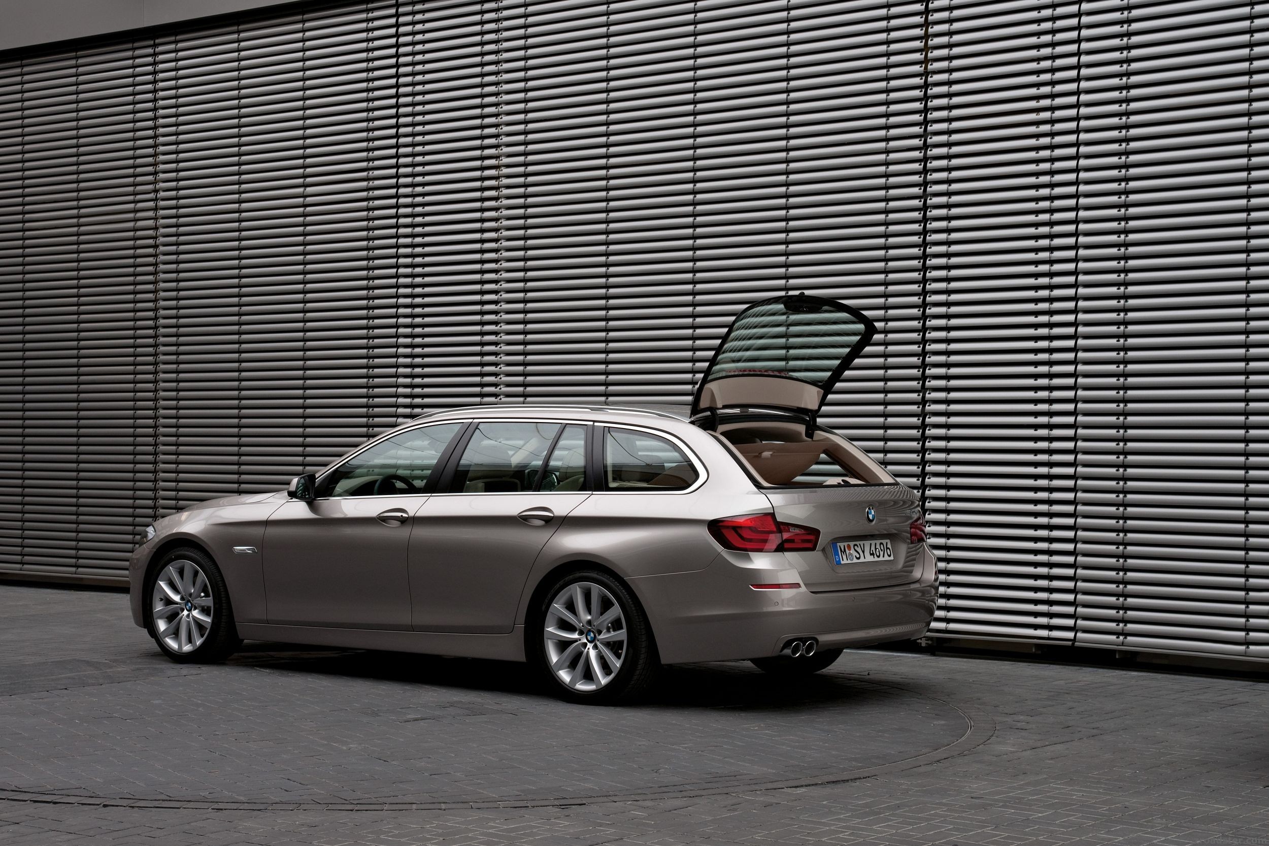 BMW_5er_Touring_18