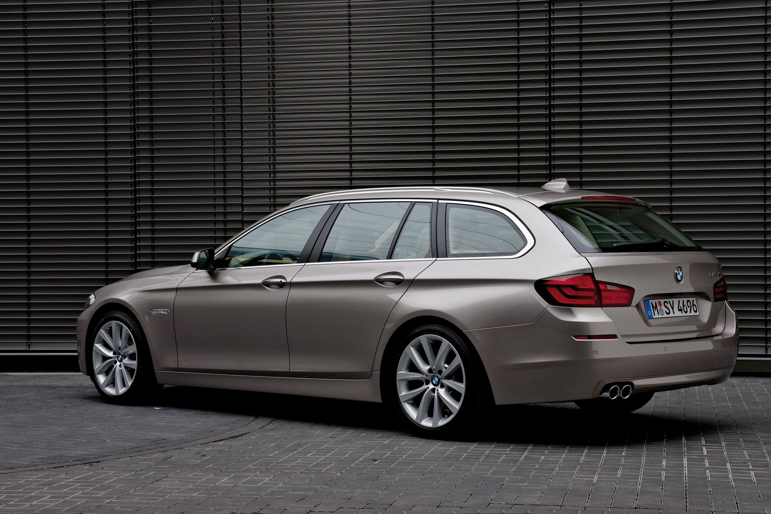 BMW_5er_Touring_43
