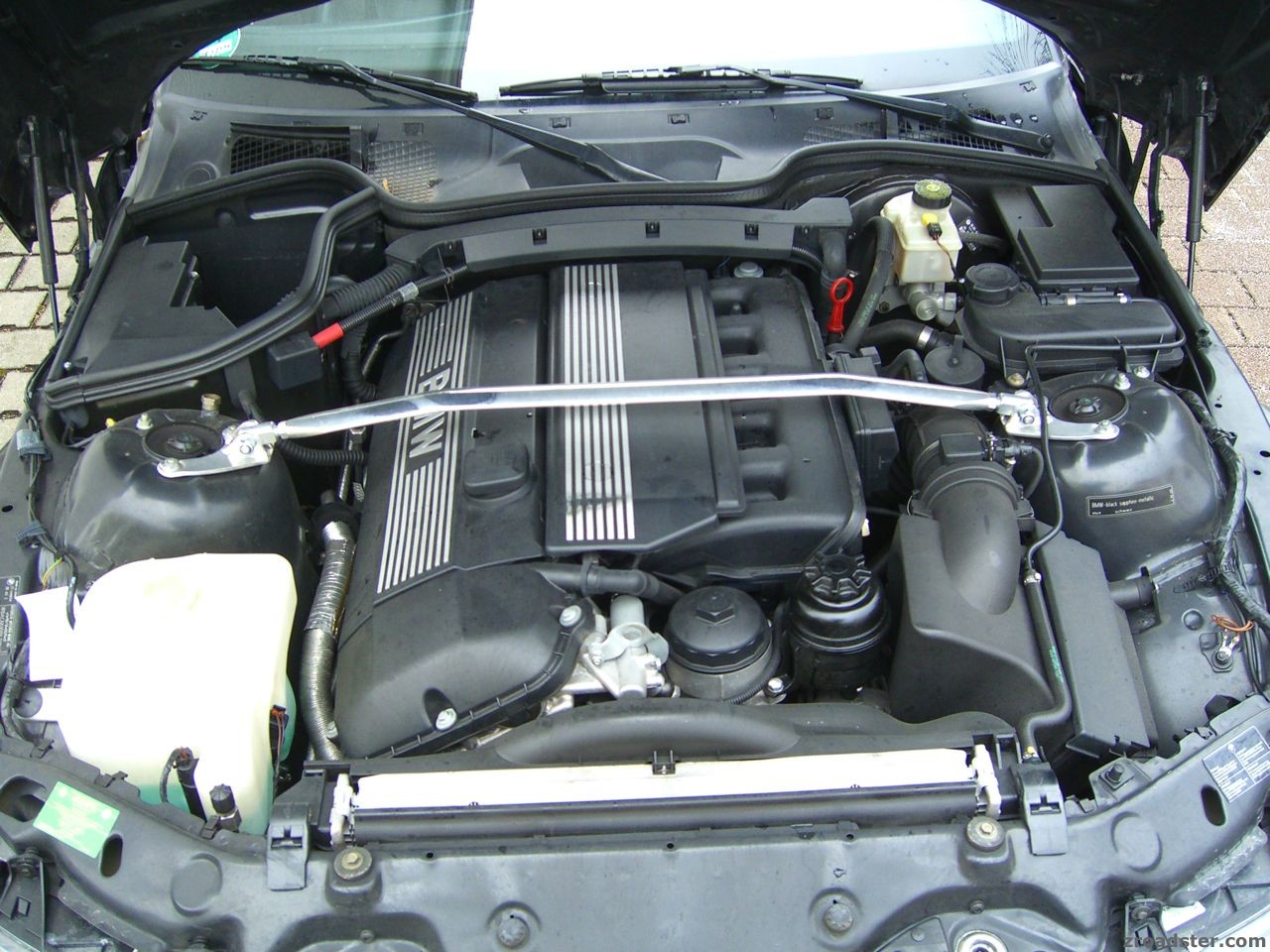 BMW_Z3_Domstrebe_1