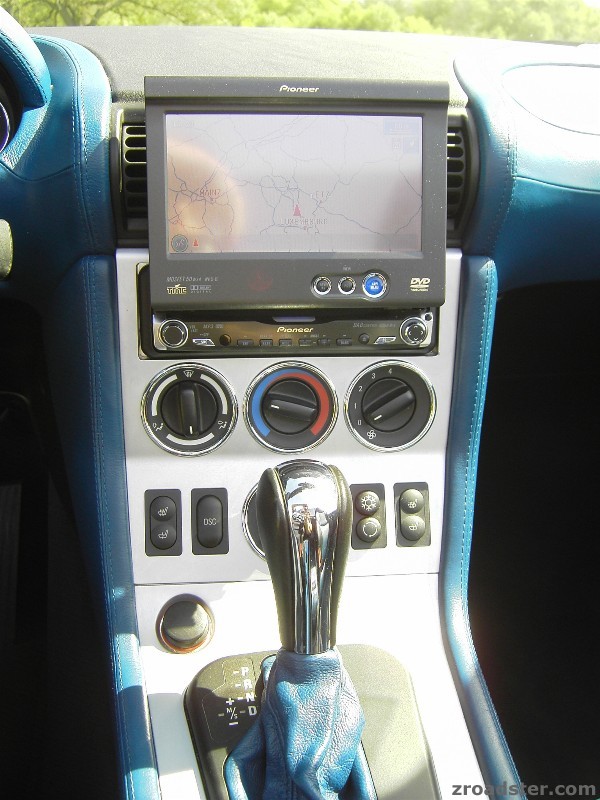 Business CD raus Pioneer AVIC-X1 rein