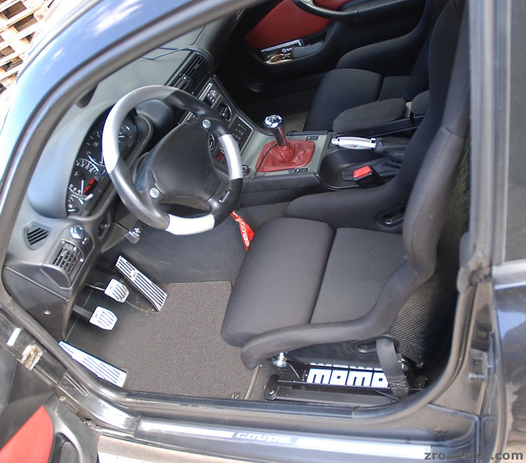 Carbon Schalensitze im Coupe