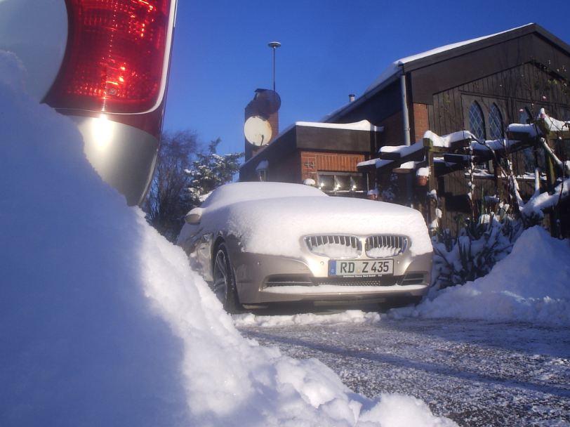 dec_6th_2012_2_alois_buecker_elena_buecker_1_st_snow
