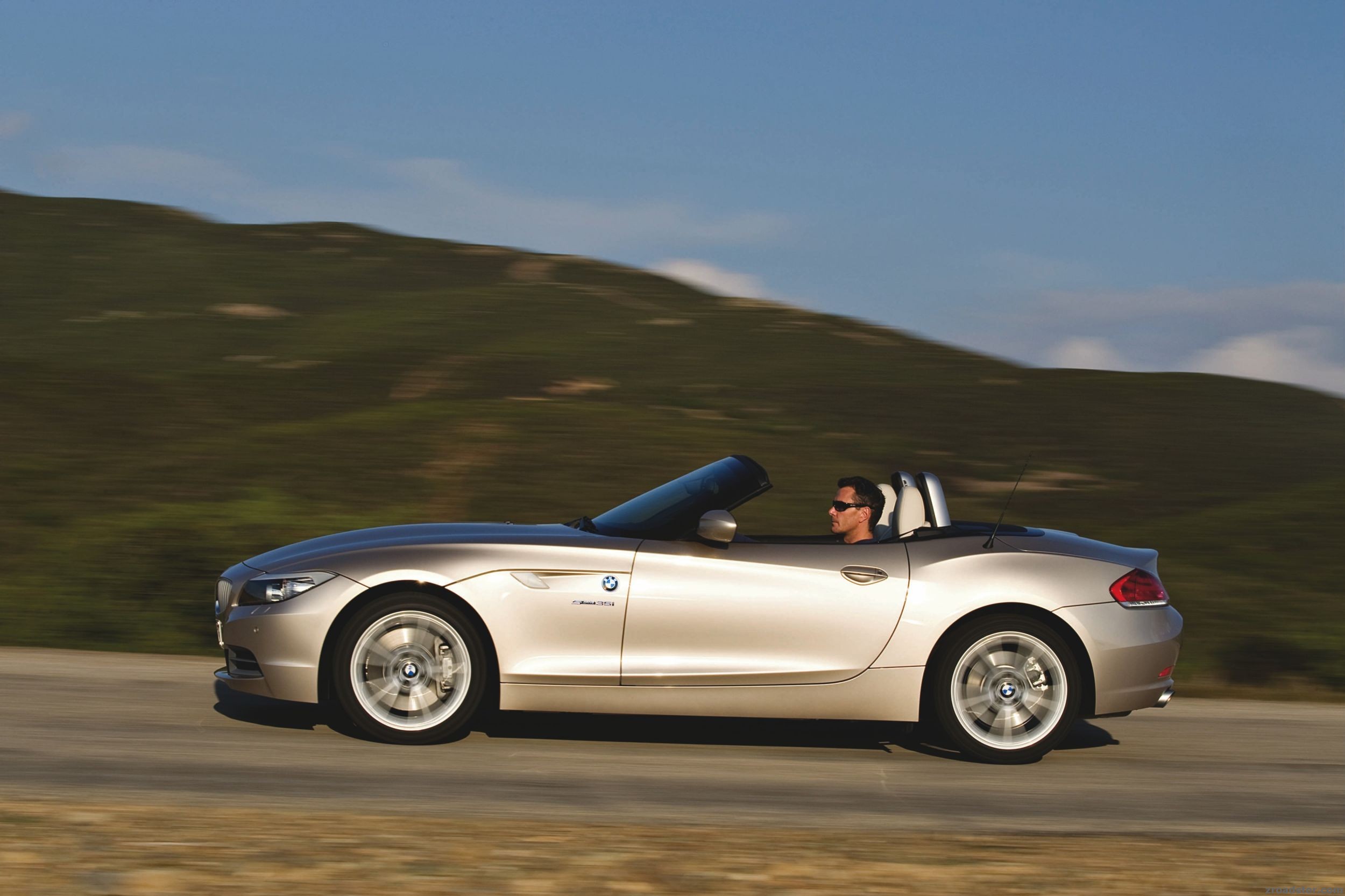 Bmw z4 кабриолет. BMW z4 Roadster. BMW z4 Cabrio. BMW z4 II (e89). БМВ з4 родстер кабриолет.