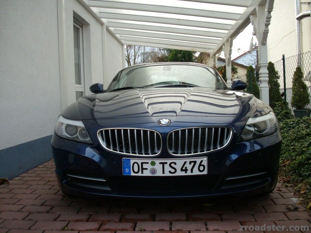 Ein Traum in Tiefseeblau!