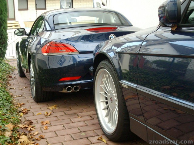 Ein Traum in Tiefseeblau!