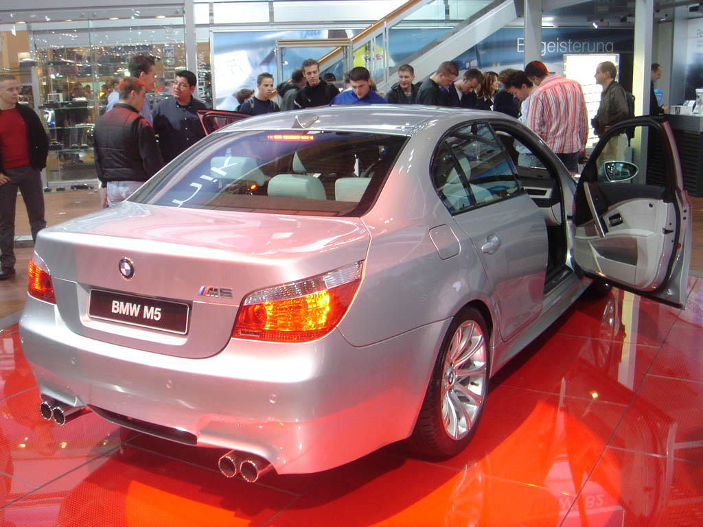 Essen Motor Show 2004