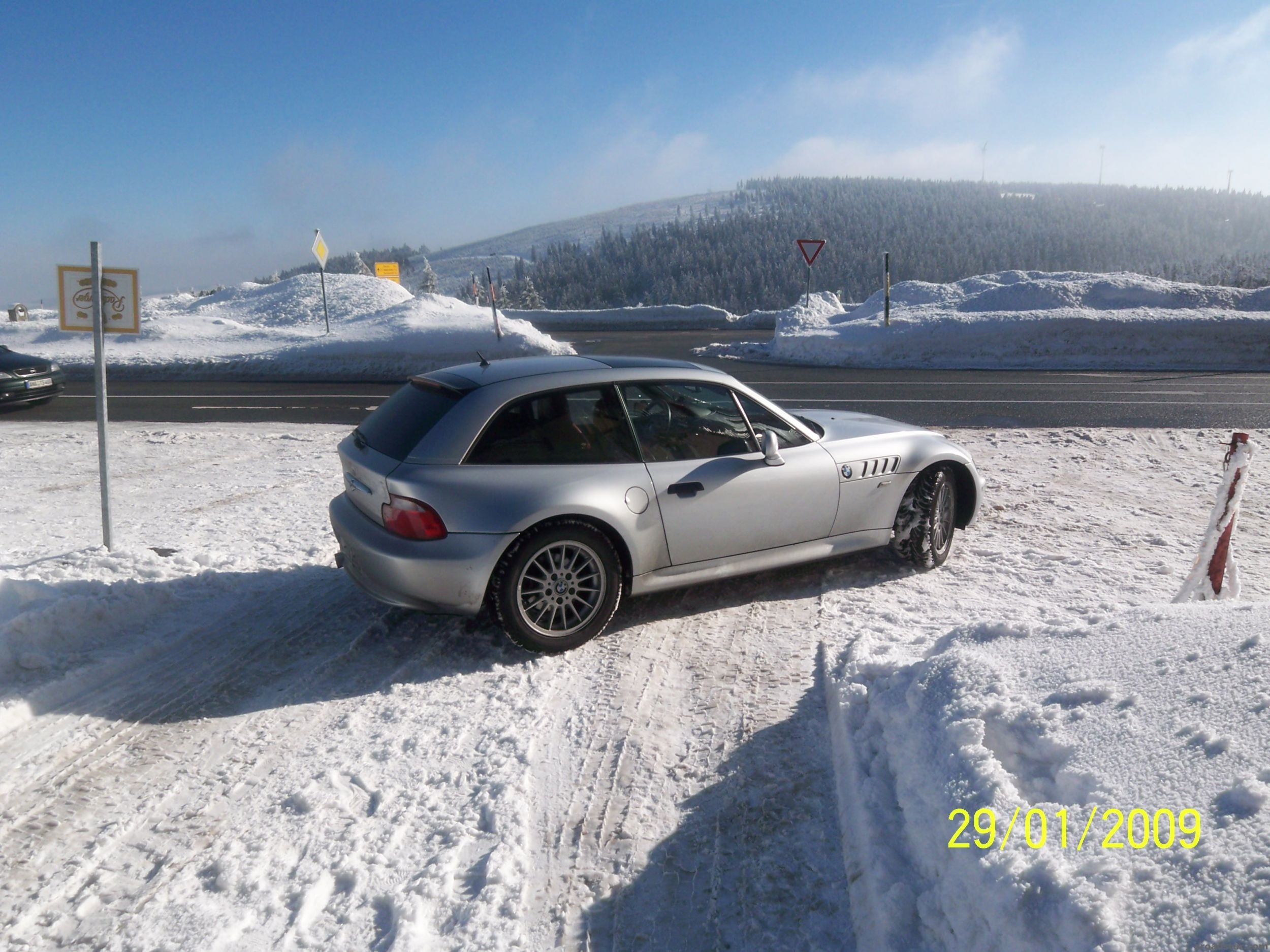 Heckschleuder auf Schnee!