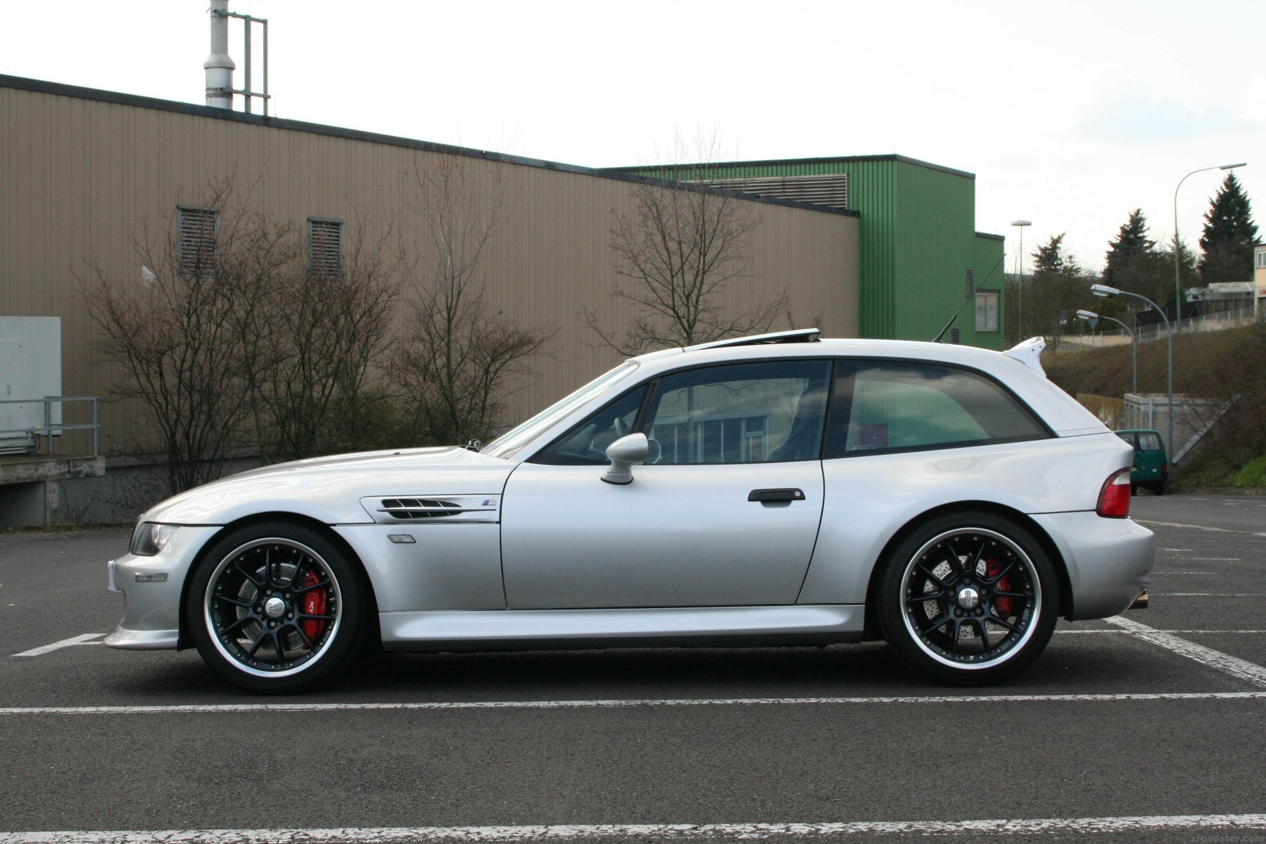 hier noch mal die entschärfte Felgenvariante