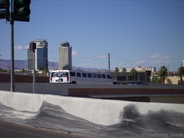 hummer_stretchi
