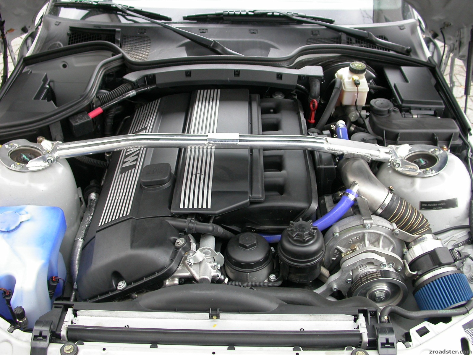 Infinitas SK Kompressor-Kit + Domstrebe