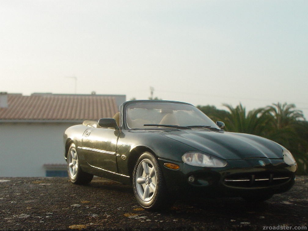 Jaguar XK 8