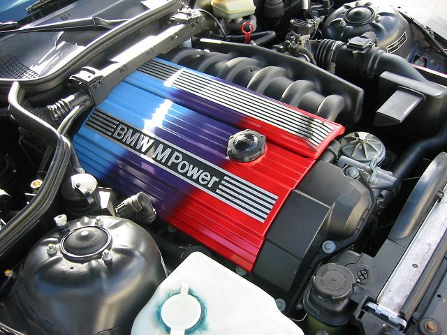 M-Motor lackiert