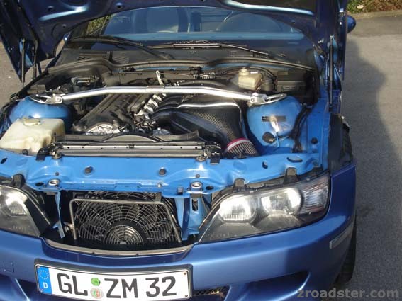 M-Roadster mit Airbox