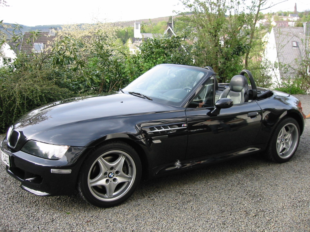 M-Roadster