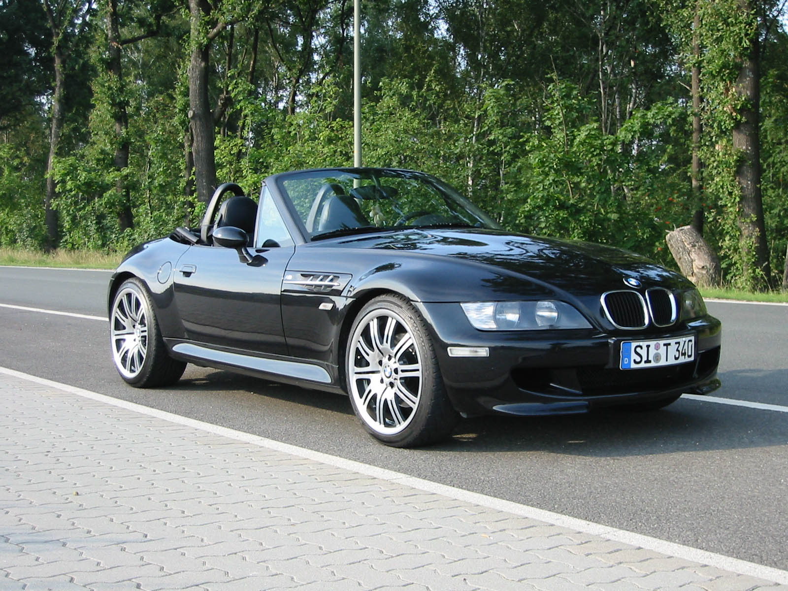 M-Roadster