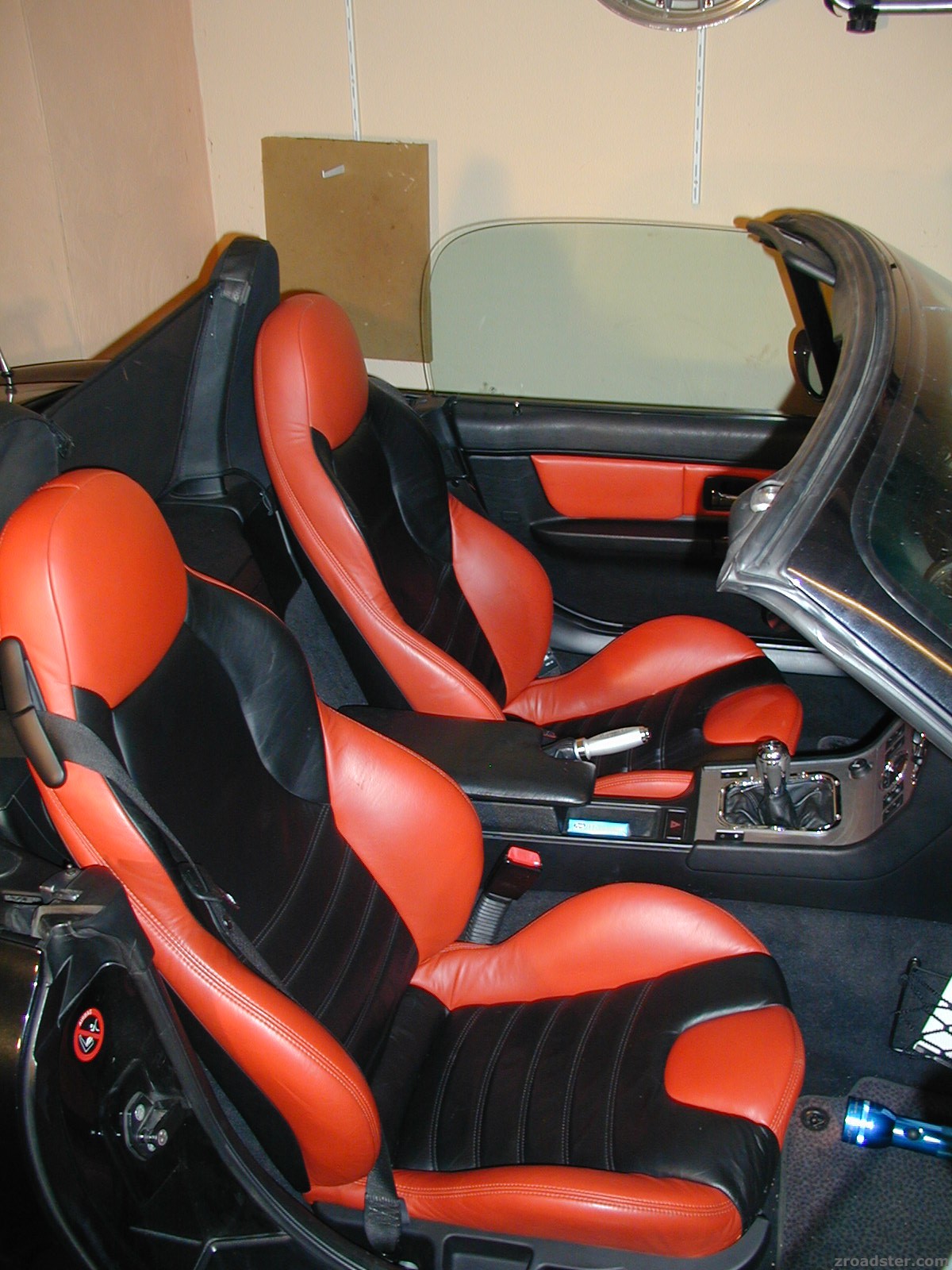 M Sportsitze schwarz-orange (Kialamy)