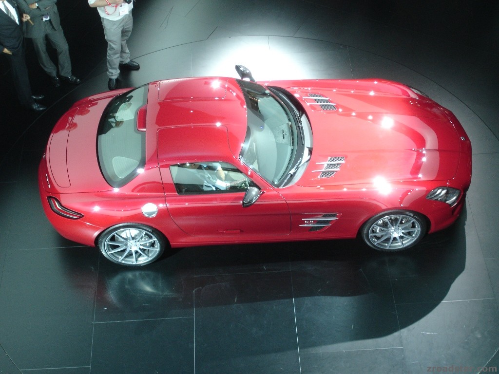 Mercedes SLS