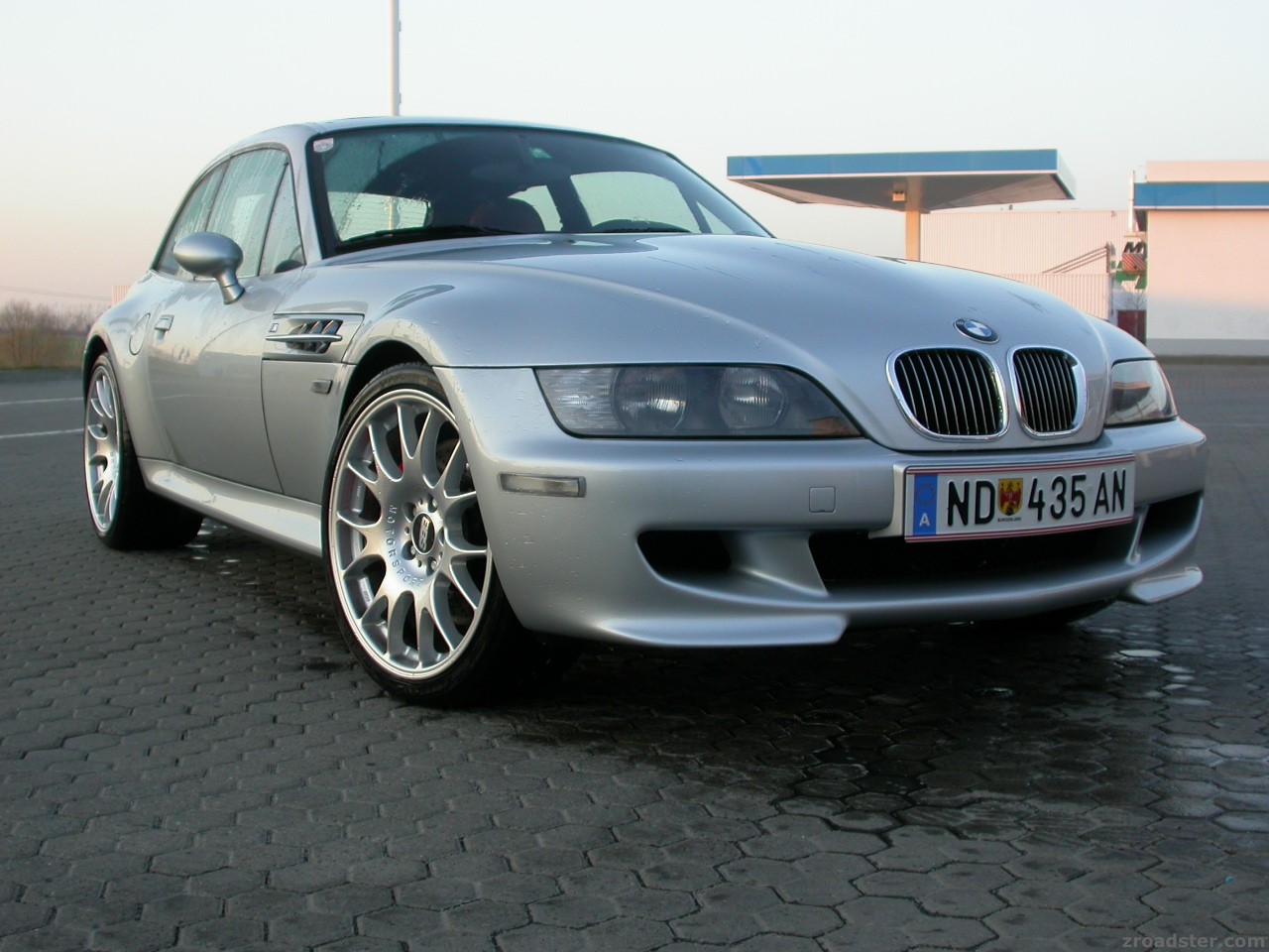 michis m coupé nach der wäsche in wernigerode (harz 2005)