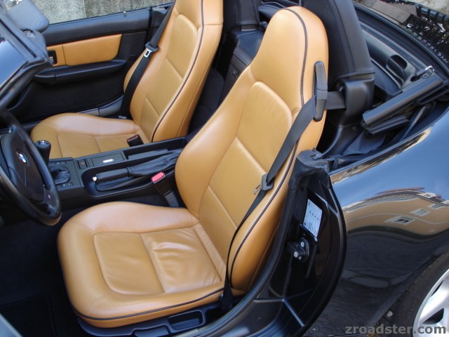 Mittelkonsole auf "schwarz" umgebaut