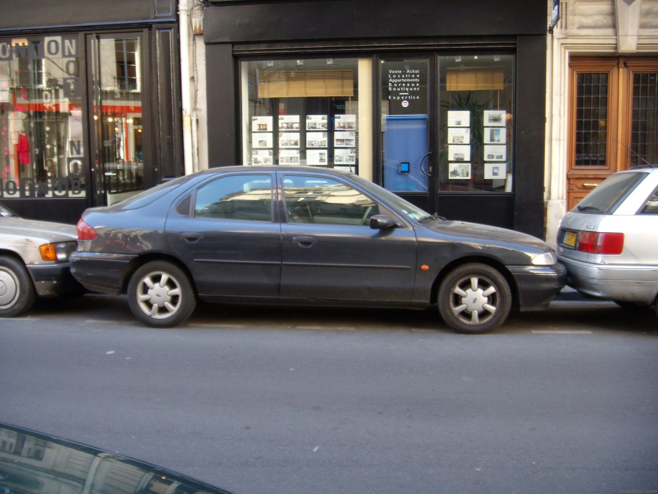 Platzsparend geparkt