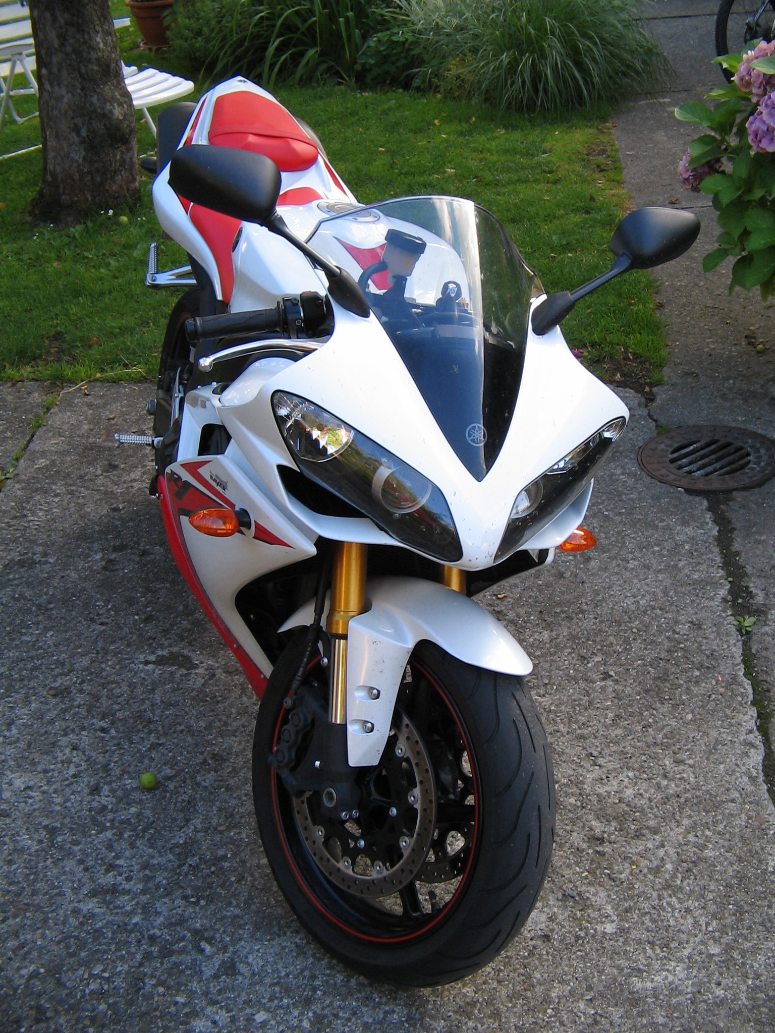 R1