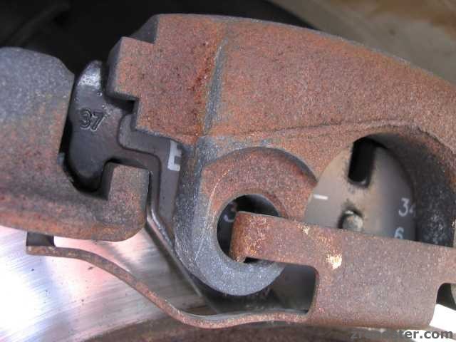 Rostiger Bremssattel