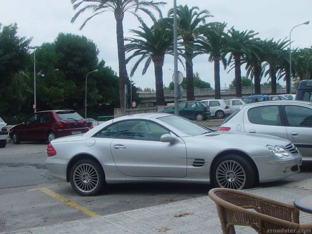 und auch geschlossen steht ihm gut