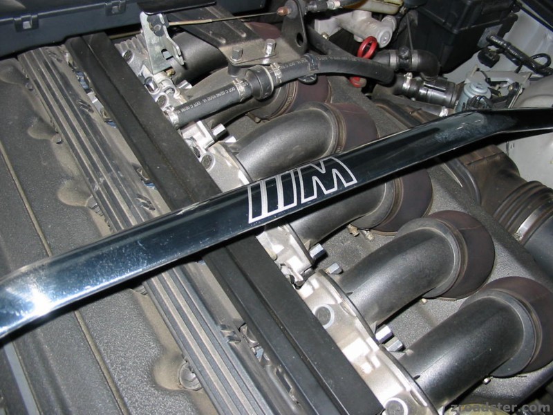 Wiechers Domstrebe mit ///M Schriftzug auf probe