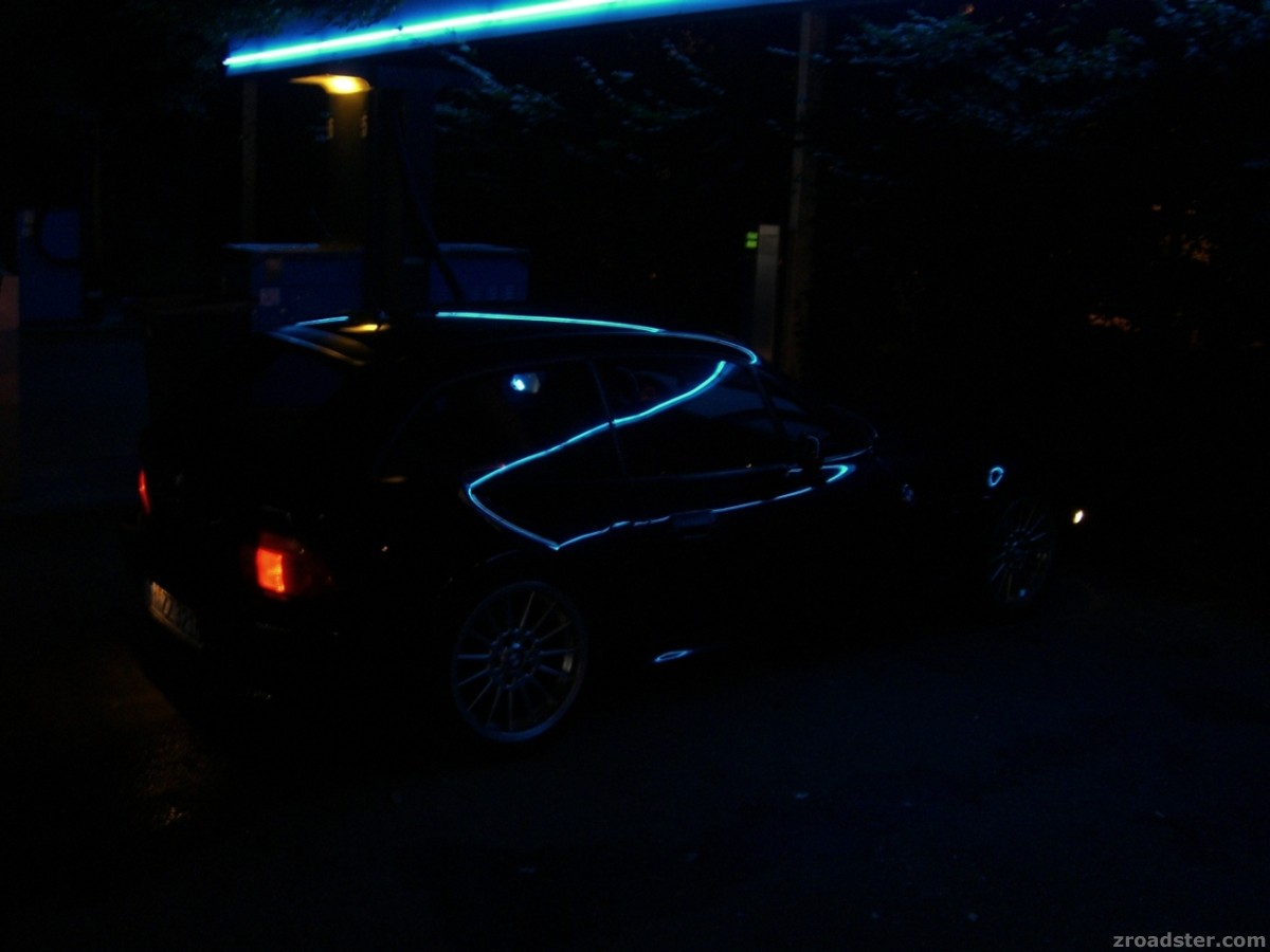 Z in Blue on Black ZZZ