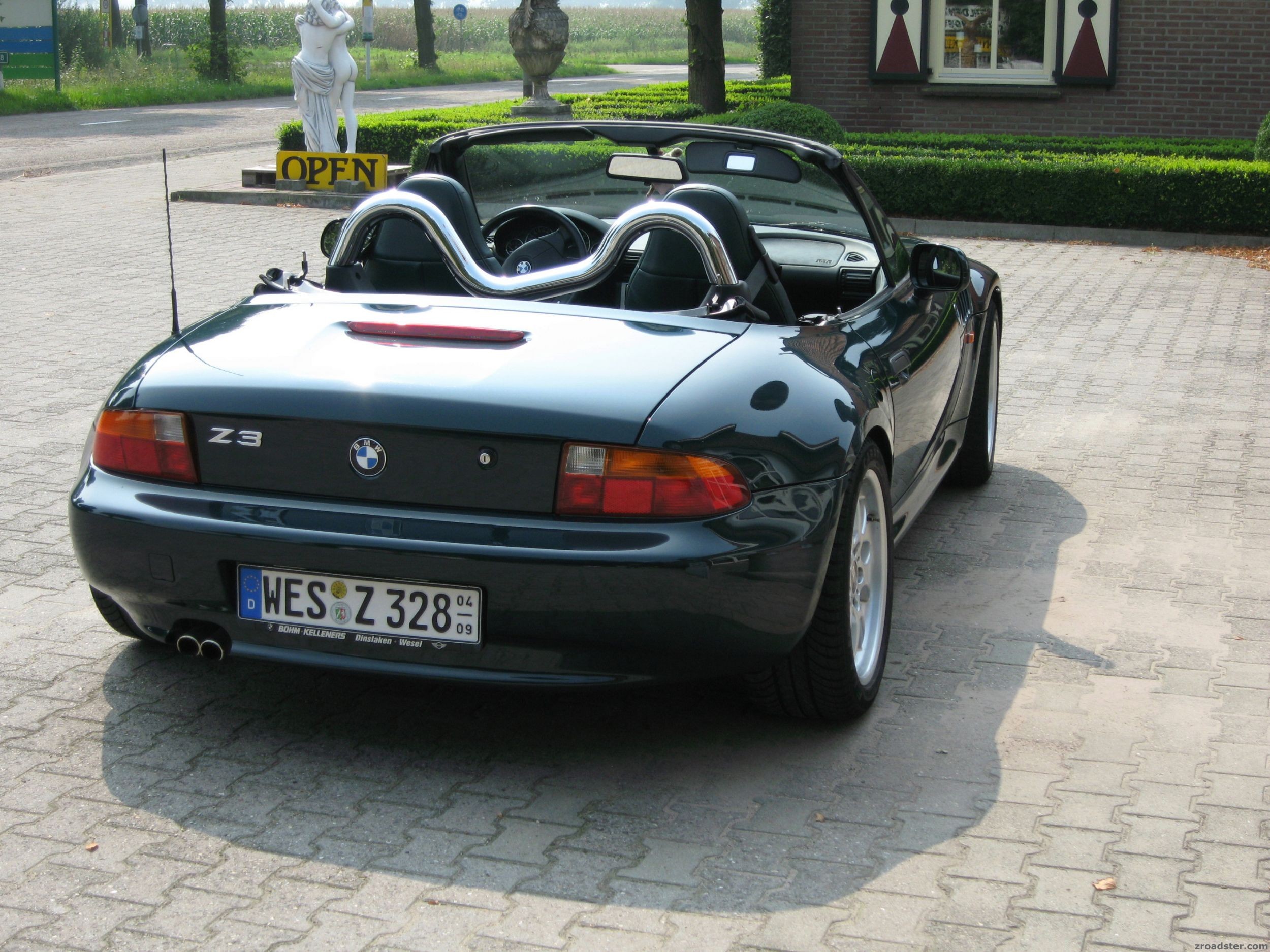 Z328