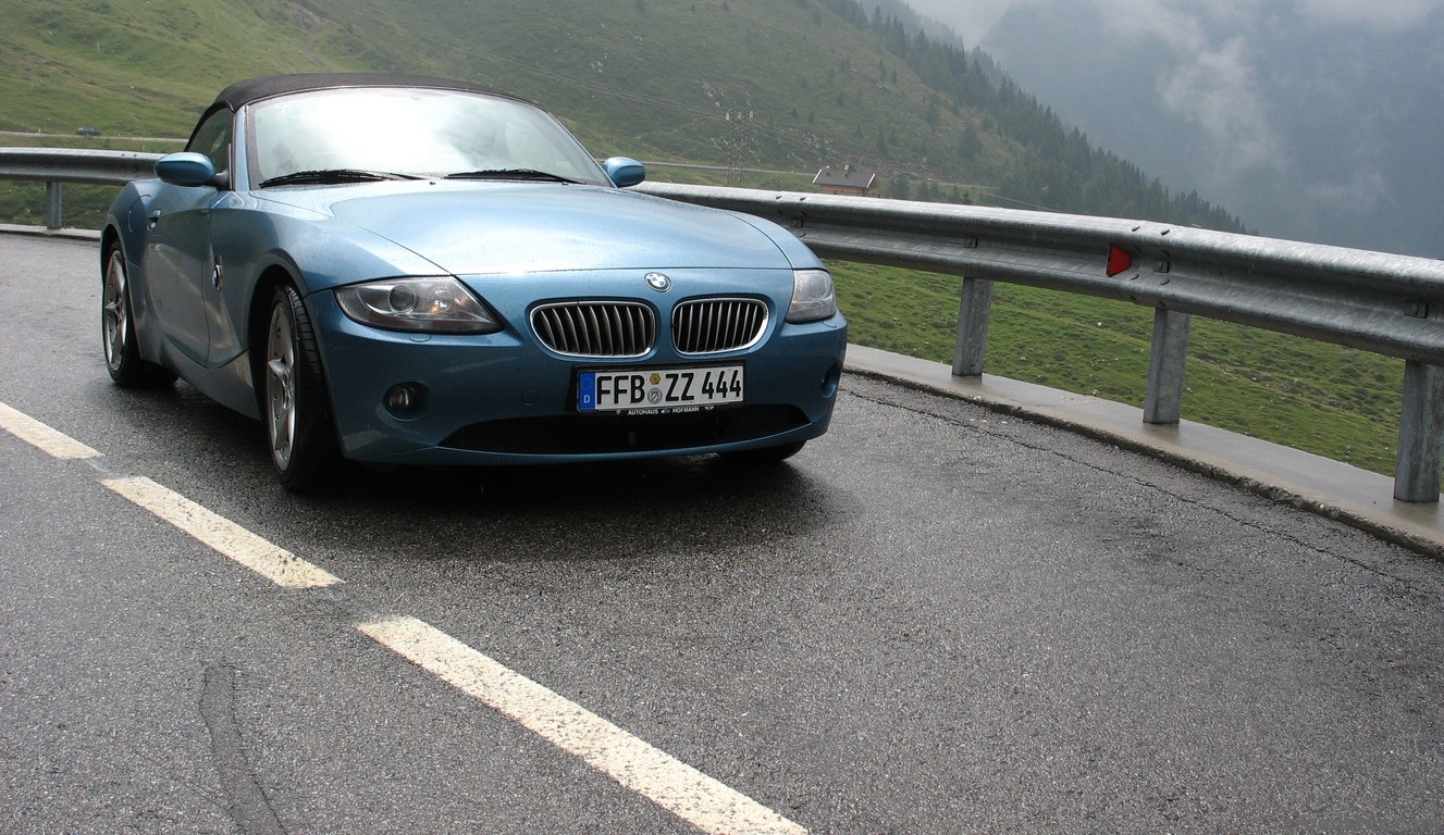 Z4 auf dem Weg zum Jaufenpaß