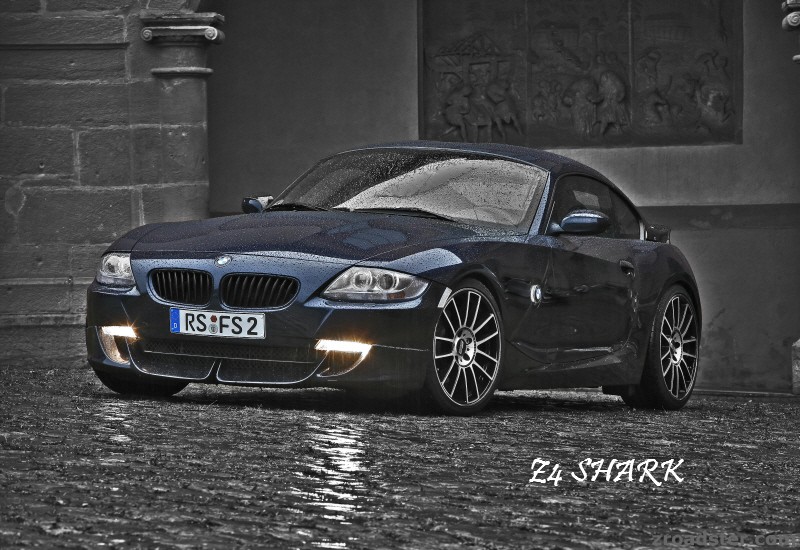 Z4 Coupè unter Regentropfen