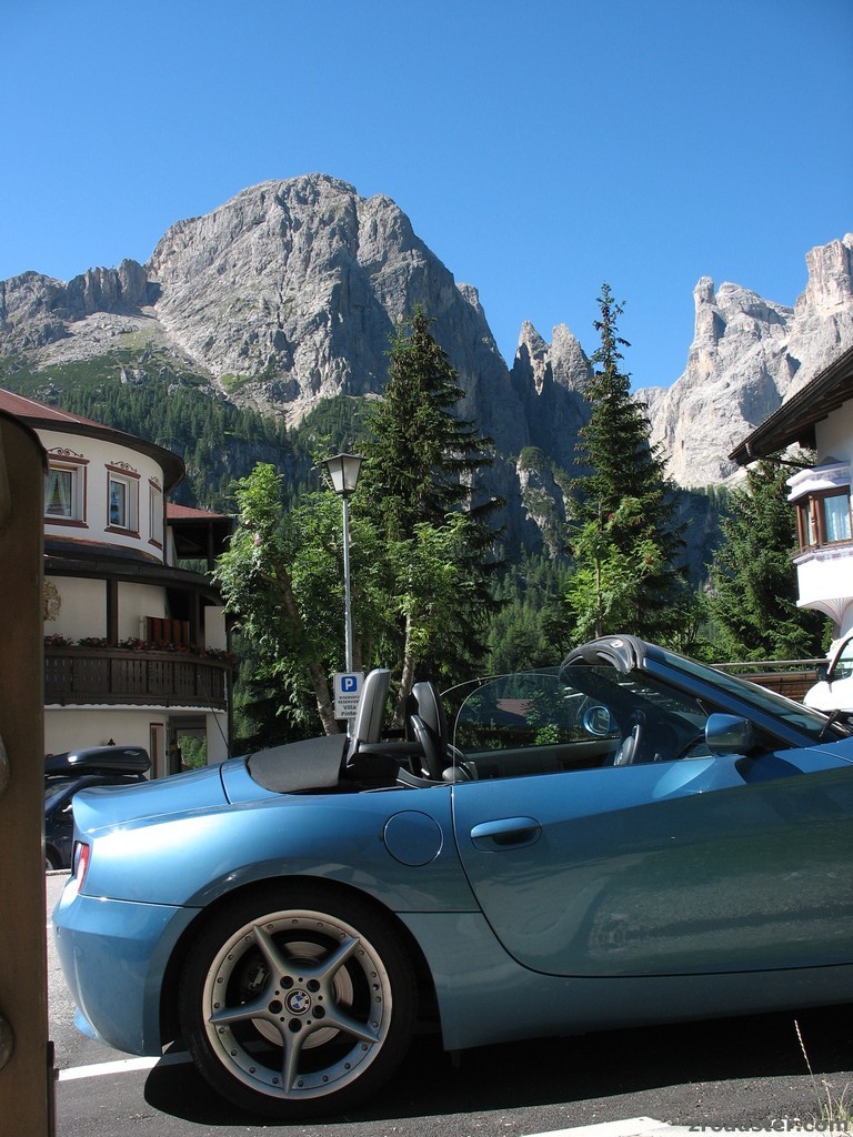 Z4 in den Dolomiten: oben blau & unten blau!